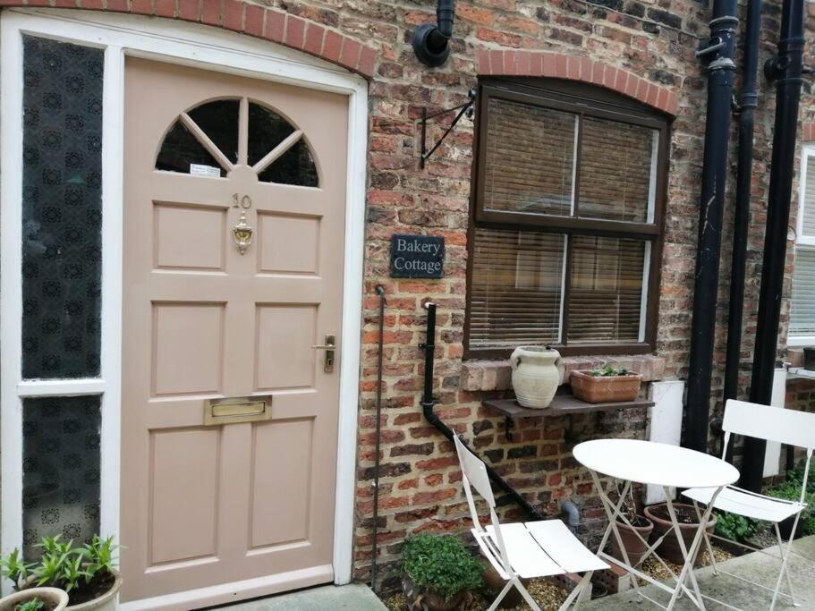 Thirsk Stays - Bakery Cottage Buitenkant foto